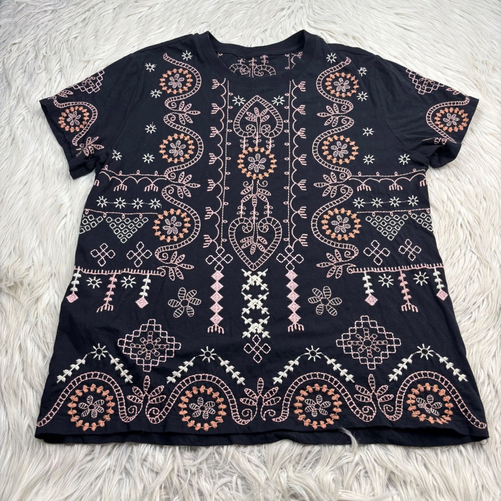 Johnny Was Women's L Black Heavy Embroidered T-Shirt Boho Artsy Floral